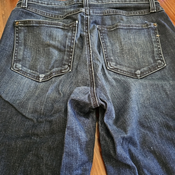 YOGA jeans. Size 27. Like new. - Picture 6 of 7